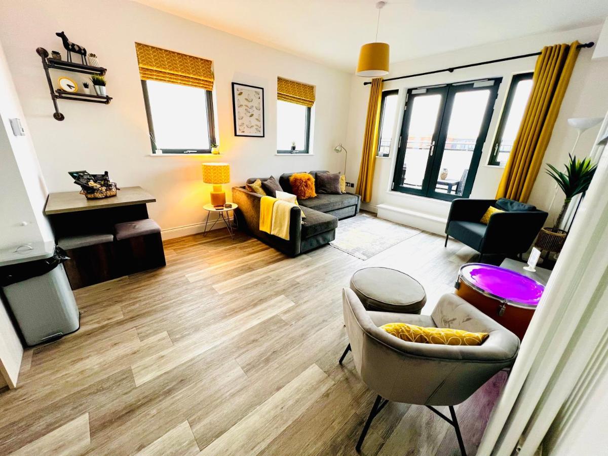 Apartmán The Penthouse Margate, Balconies, Sea View, Gated Parking, Air Con! Exteriér fotografie
