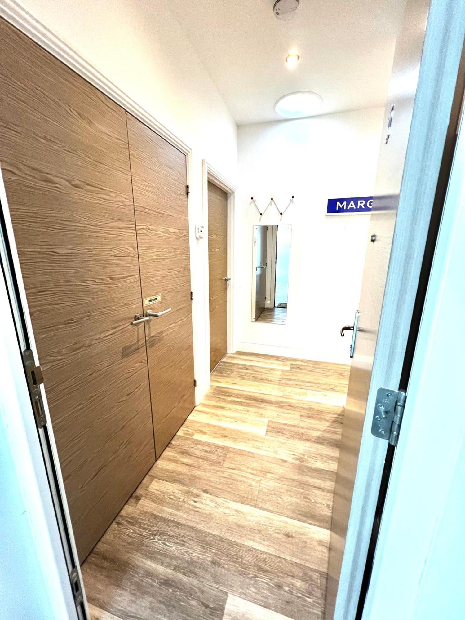 Apartmán The Penthouse Margate, Balconies, Sea View, Gated Parking, Air Con! Exteriér fotografie