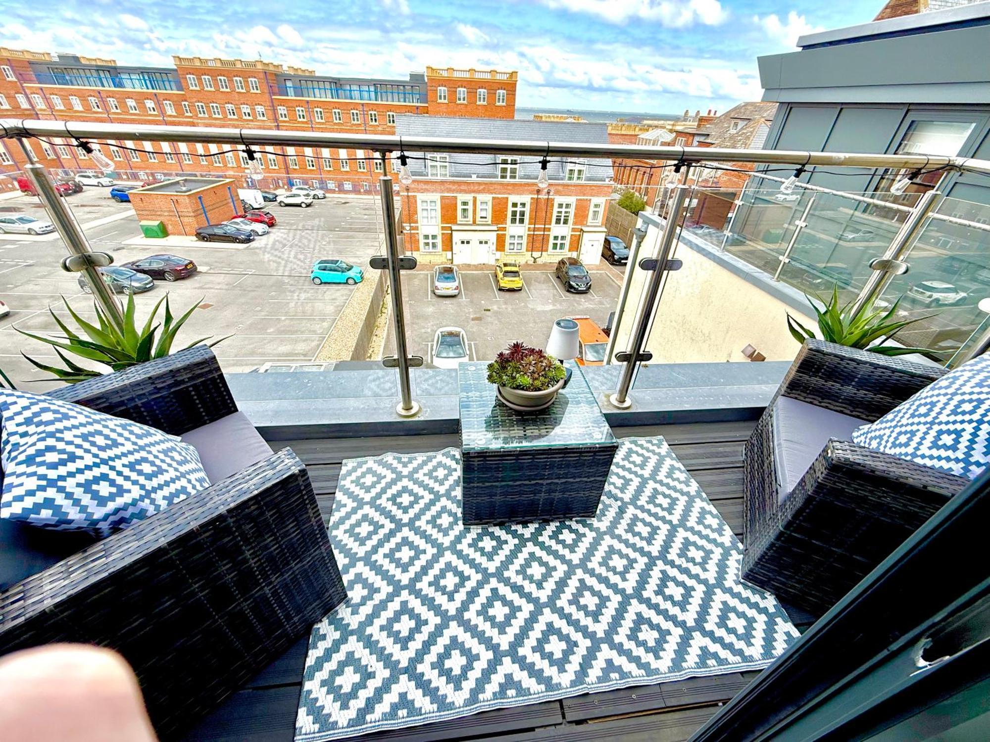 Apartmán The Penthouse Margate, Balconies, Sea View, Gated Parking, Air Con! Exteriér fotografie